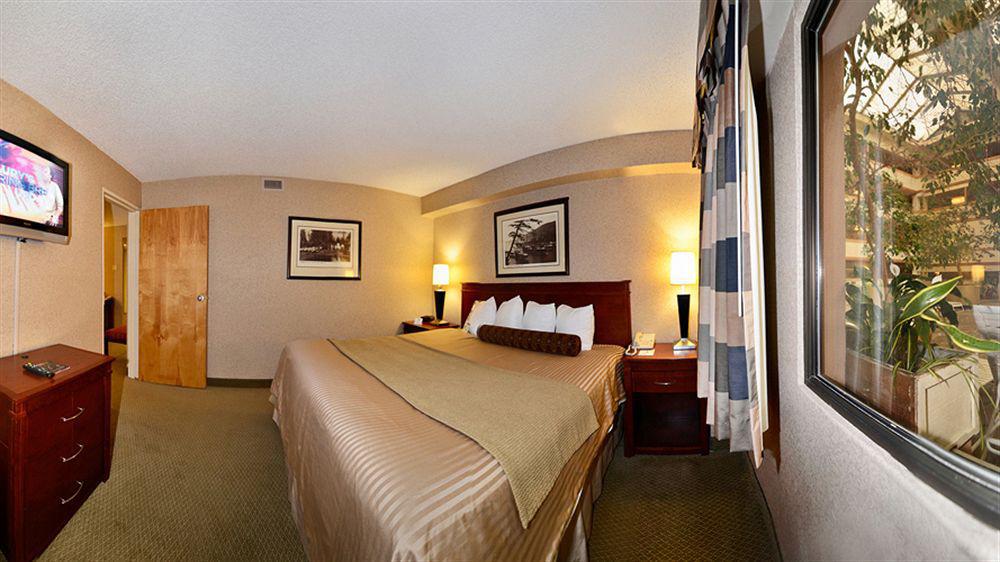 Four Points By Sheraton Bellingham Hotel & Conference Center Exterior photo